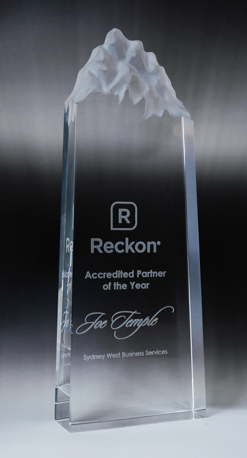 Mount Everest Crystal Award